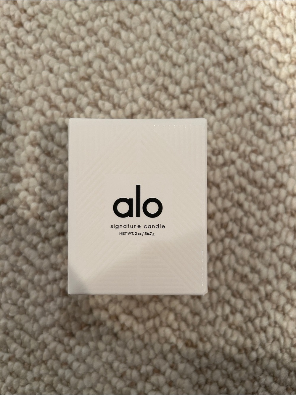 Alo signiture candle 2oz